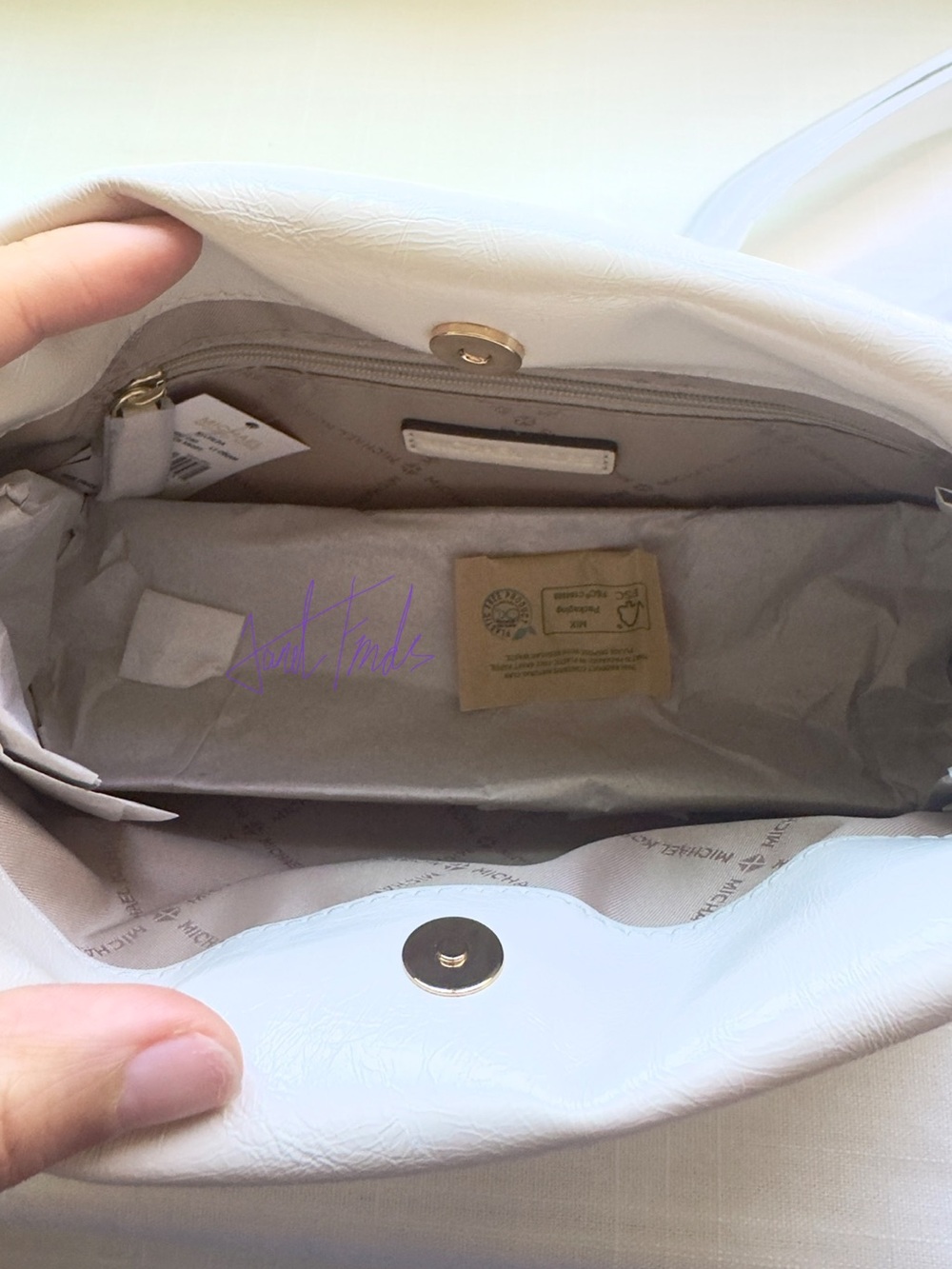 NWT 🤍 Michael Kors Matilda Small Cinched Crossbody Bag - Picture 8 of 10